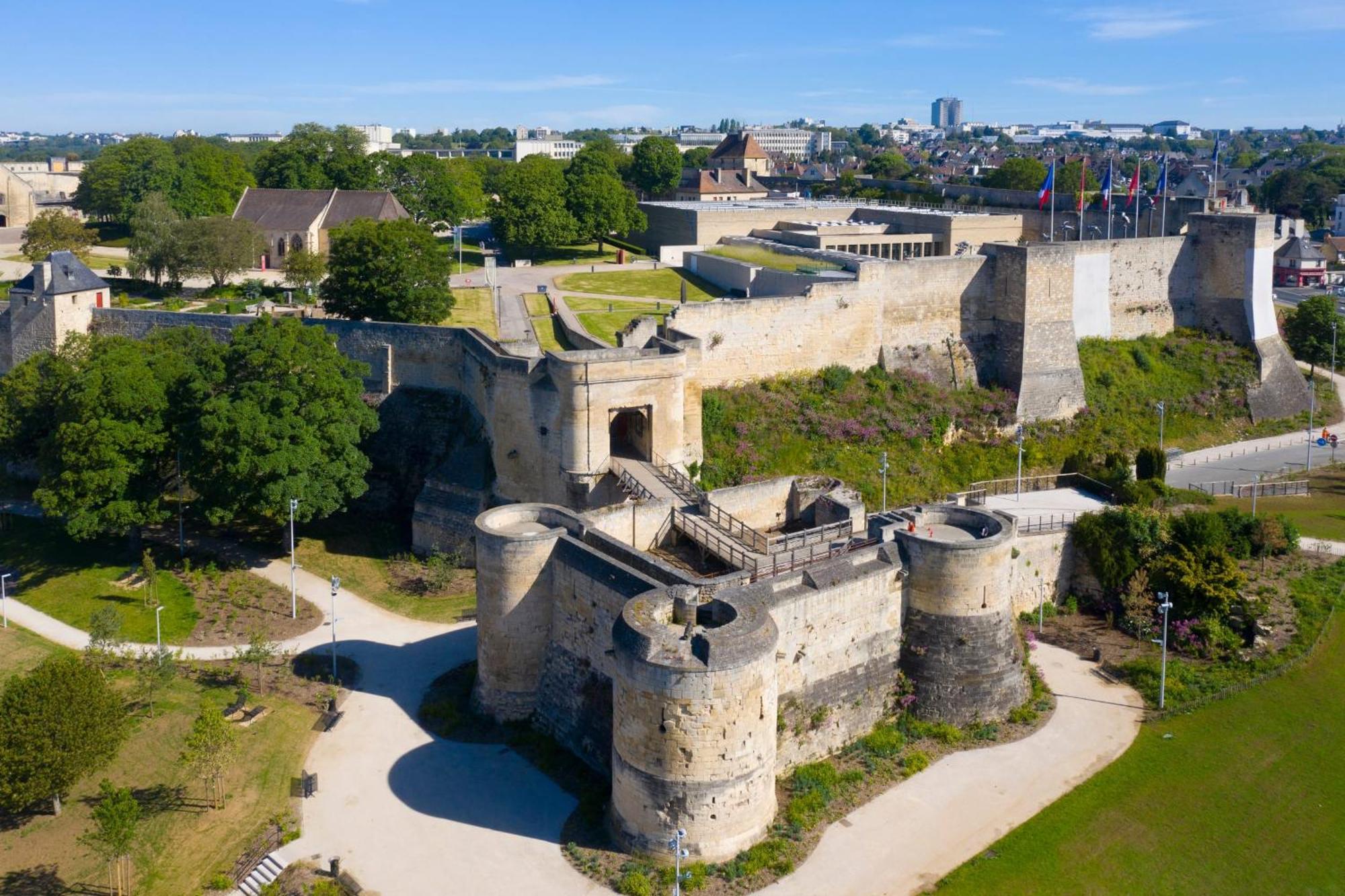 Le Castel D'Orne - Piscine Et Terrasse Caen Bagian luar foto